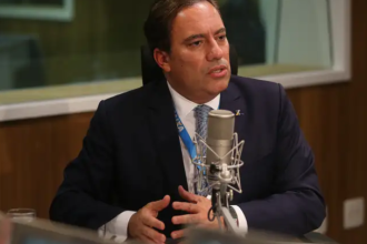 Pedro Duarte Guimarães analisa o impacto econômico da Copa do Mundo nas cidades‑sede, destacando os principais desafios e oportunidades gerados.