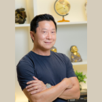 Milton Seigi Hayashi explica como os cuidados no pós-operatório influenciam diretamente a qualidade do resultado cirúrgico.